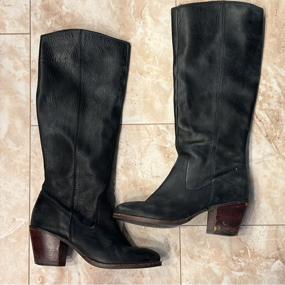 Seychelles black boots